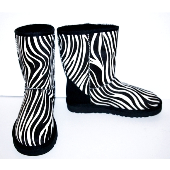 UGG Zebra Design SZ 9  Boots #1002790 Haircalf Leather Classic Short - Picture 5 of 10